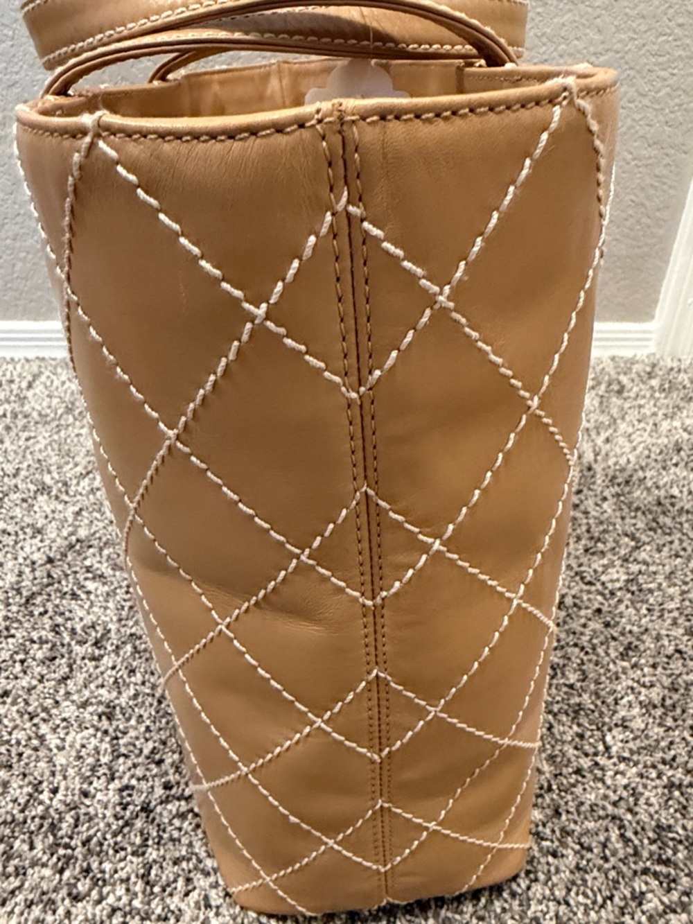 CHANEL Beige Quilted Tote - Picture 3 of 9
